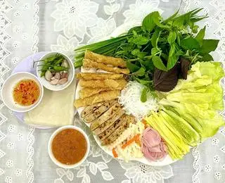 Hình ảnh Nem nướng cô Thu