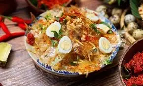Hình ảnh Bánh tráng trộn sate cay full toping