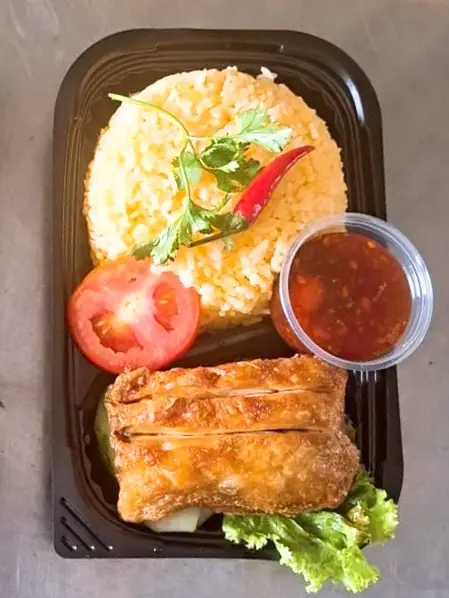 Hình ảnh Cơm Chiên Má Đùi