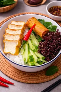 Hình ảnh Bún nước tương chay ( đậu hủ + chả giò )