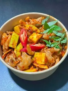 Hình ảnh chân gà rút xương sốt vị