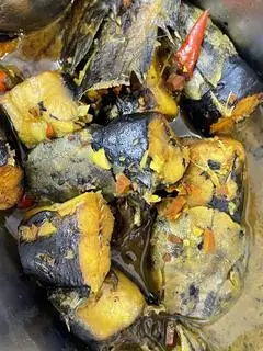 Hình ảnh Cá Trê Kho Nghệ