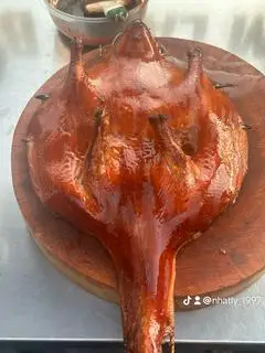Hình ảnh Vịt quay da giòn - 4 bánh bao