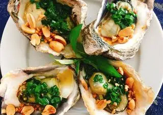 Hình ảnh Hàu Nướng Mỡ Hành