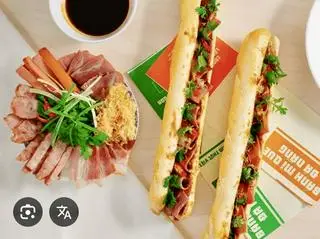 Hình ảnh Bánh mì que nem nướng