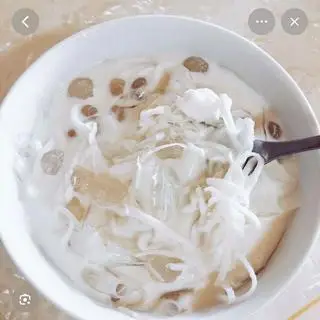 Hình ảnh chè dừa dằm lá nếp