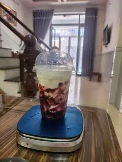 Hình ảnh Sữa Chua việt quất L
