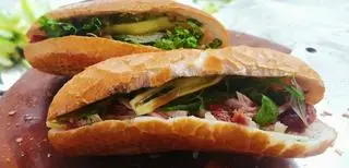 Hình ảnh Bánh mì nem nướng