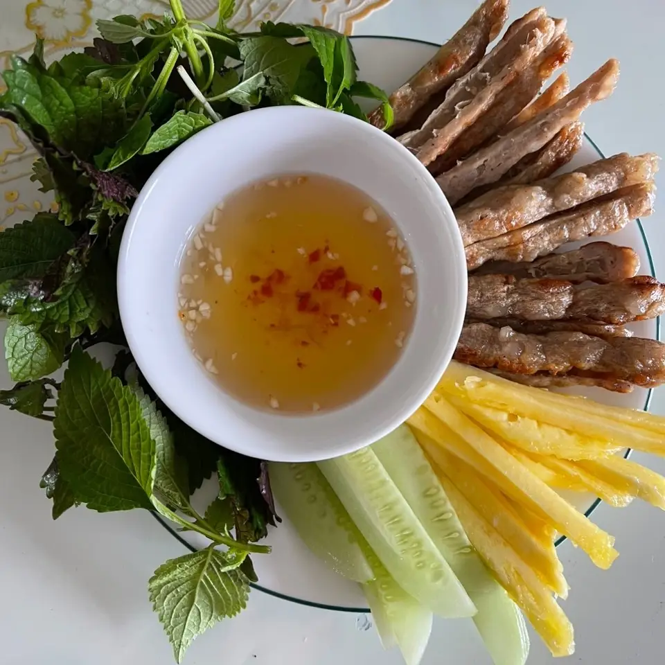 Hình ảnh Nem Lụi Huế (1 que)