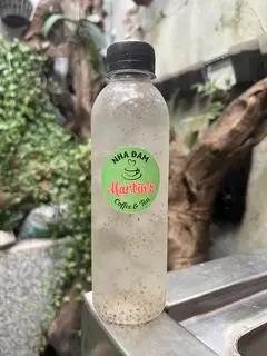 Hình ảnh Nha đam hạt chia lá dứa - chai 330ml