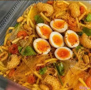 Hình ảnh Bánh tráng trộn tóp mỡ trứng lòng đào 