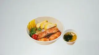 Hình ảnh Cơm cá hồi sốt Teriyaki tặng kèm canh miso