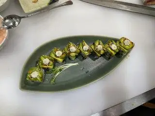 Hình ảnh Cuộn bơ lươn 