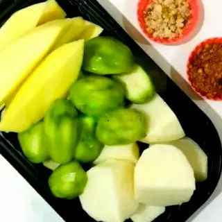 Hình ảnh xoài,cóc,sắn  -500gr kèm Muối 