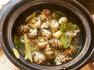 Hình ảnh ốc hương hấp sả 