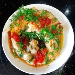 Hình ảnh Cơm Cá Sốt Cà Chua