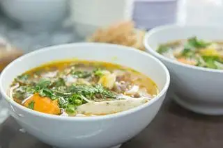 Hình ảnh Bún bò tái