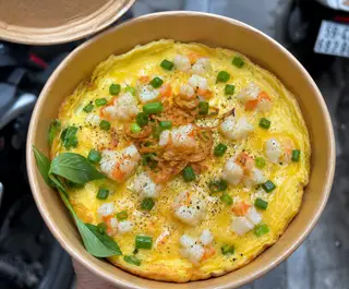 Hình ảnh Cơm phủ trứng tôm