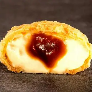 Hình ảnh Su kem giòn Vani Butterscotch caramel