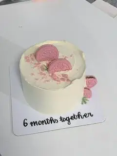 Hình ảnh Bánh kem oreo hồng