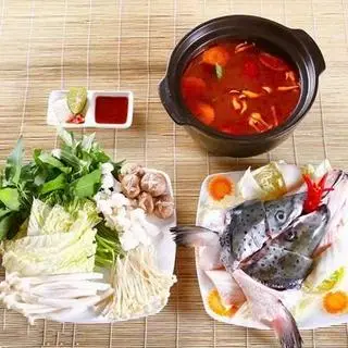 Hình ảnh Lẩu đầu cá hồi