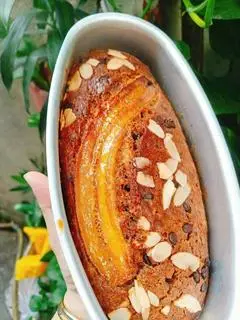 Hình ảnh Bông lan chuối nướng hạnh nhân sôcôla 