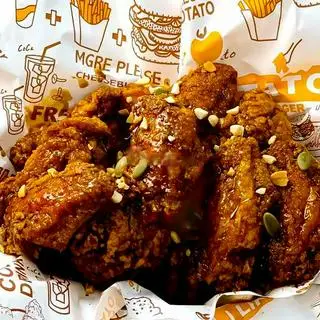 Hình ảnh Gà chiên sốt xì dầu nửa suất - 마늘간장 치킨
