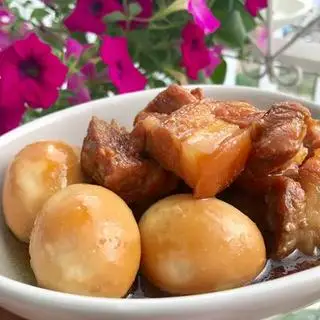 Hình ảnh Cơm thịt kho trứng 