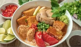 Hình ảnh BÚN RIÊU MẸ NẤU