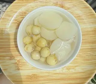 Hình ảnh Chè hạt sen củ năng