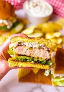 Hình ảnh BURGER TÔM