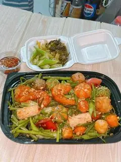 Hình ảnh Combo thập cẩm bơ tỏi lớn + 1 chai CoCa