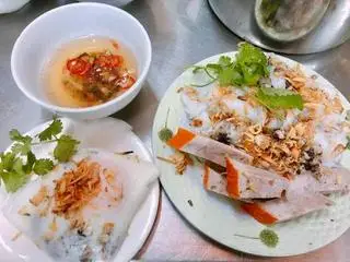 Hình ảnh BÁNH CUỐN CHẢ QUẾ