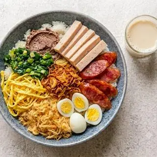 Hình ảnh Xôi mặn + sữa đậu