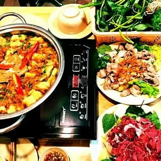 Hình ảnh Lẩu riêu cua sườn sụn nồi nhỏ