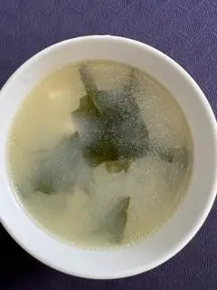 Hình ảnh soup miso rong biển đậu hủ