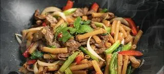 Hình ảnh Nui xào bò