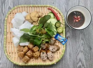 Hình ảnh bún đậu dồi sụn +nem chua rán 