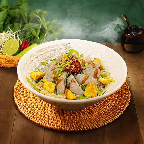 Hình ảnh Phở Trộn Tái Bò Viên