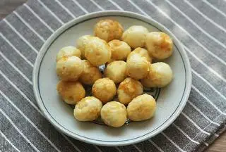 Hình ảnh Trứng cút chiên - 4 viên