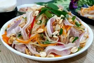 Hình ảnh Nôm tai heo ngó sen