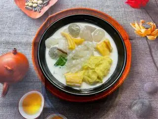 Hình ảnh Chè thái sầu riêng ( bán chạy ) 