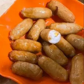 Hình ảnh Mì trộn xúc xích ngô
