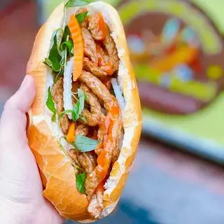 Hình ảnh bánh mì chả cá nóng vũng tàu 