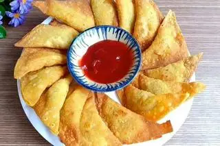 Hình ảnh Hoành thánh - 3 miếng 
