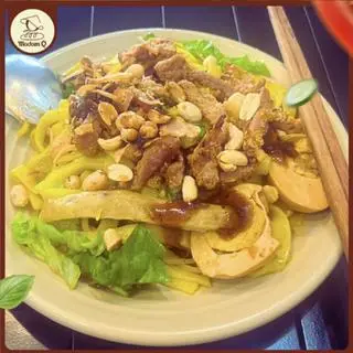 Hình ảnh Mì Quảng trộn thịt nướng - BÁN CHẠY