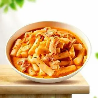 Hình ảnh Tteok-bokki sốt rose