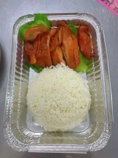 Hình ảnh Cơm gà quay xá xíu