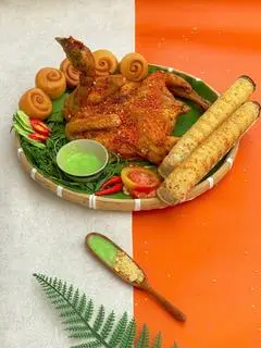 Hình ảnh Gà Nướng 1/2 Con 