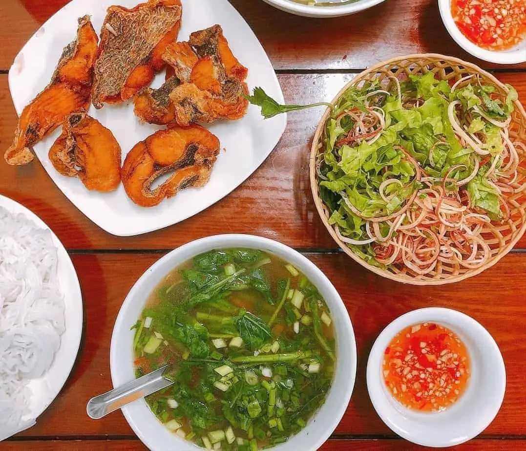 Hình ảnh Bún cá chấm - chả cá măng cay